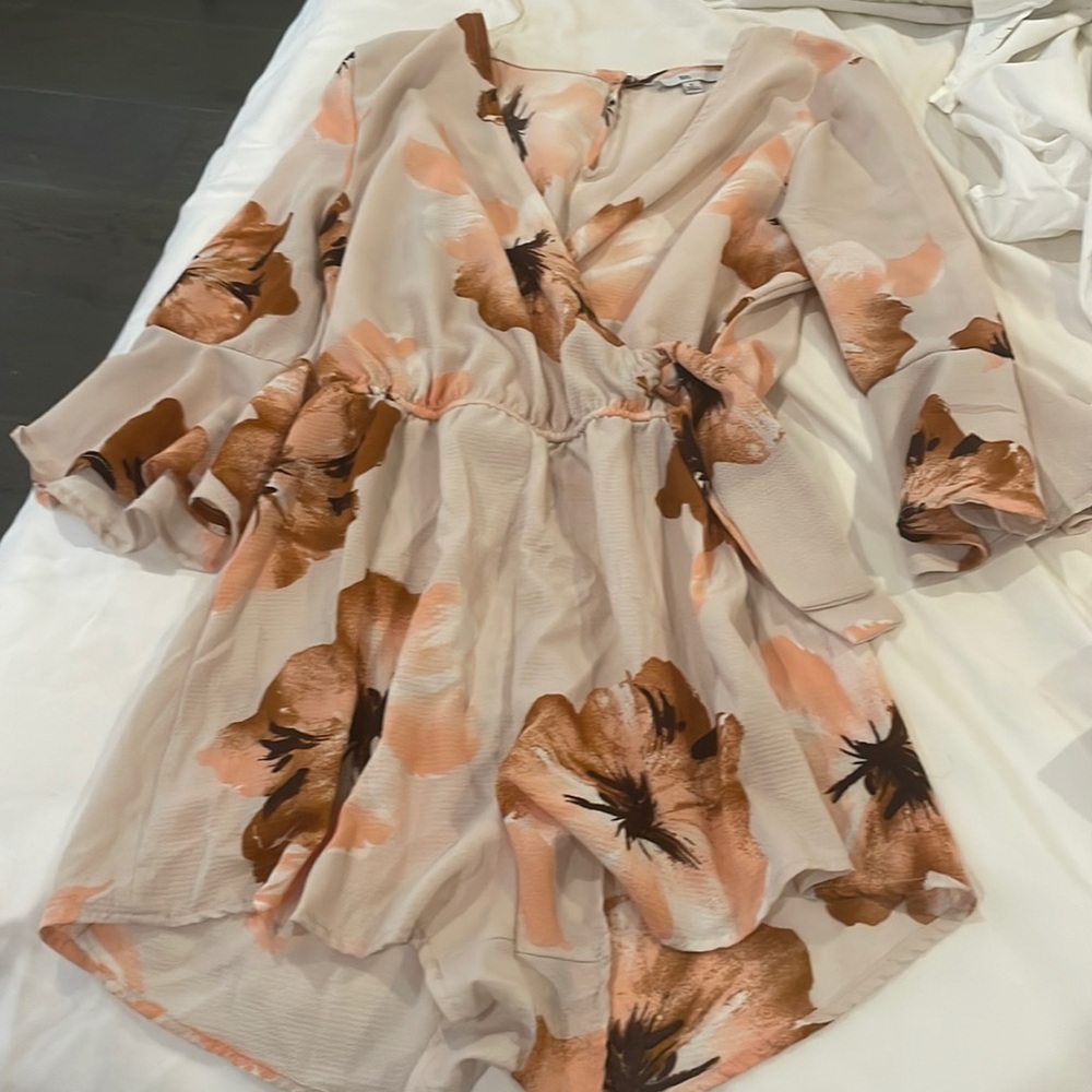 Blashe small floral pink romper orange cross neck short